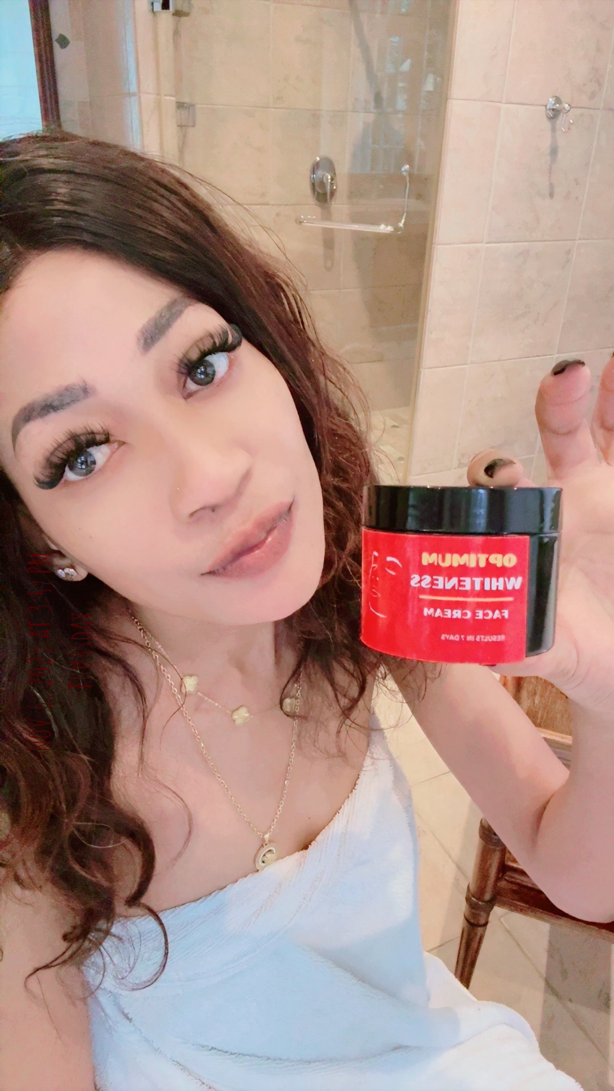 Hollywood whiteness face cream